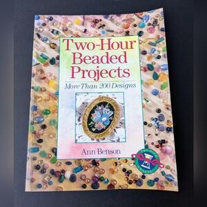 Two-Hour Beaded Projects Book More Than 200 Designs Crafts Beading 1996 Vintage